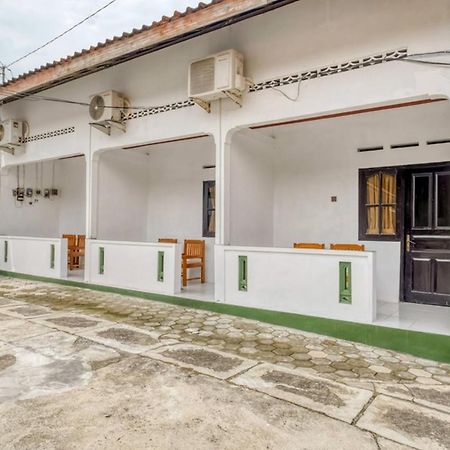 Reddoorz Near Wisata Pantai Parangtritis Kretek Exterior foto