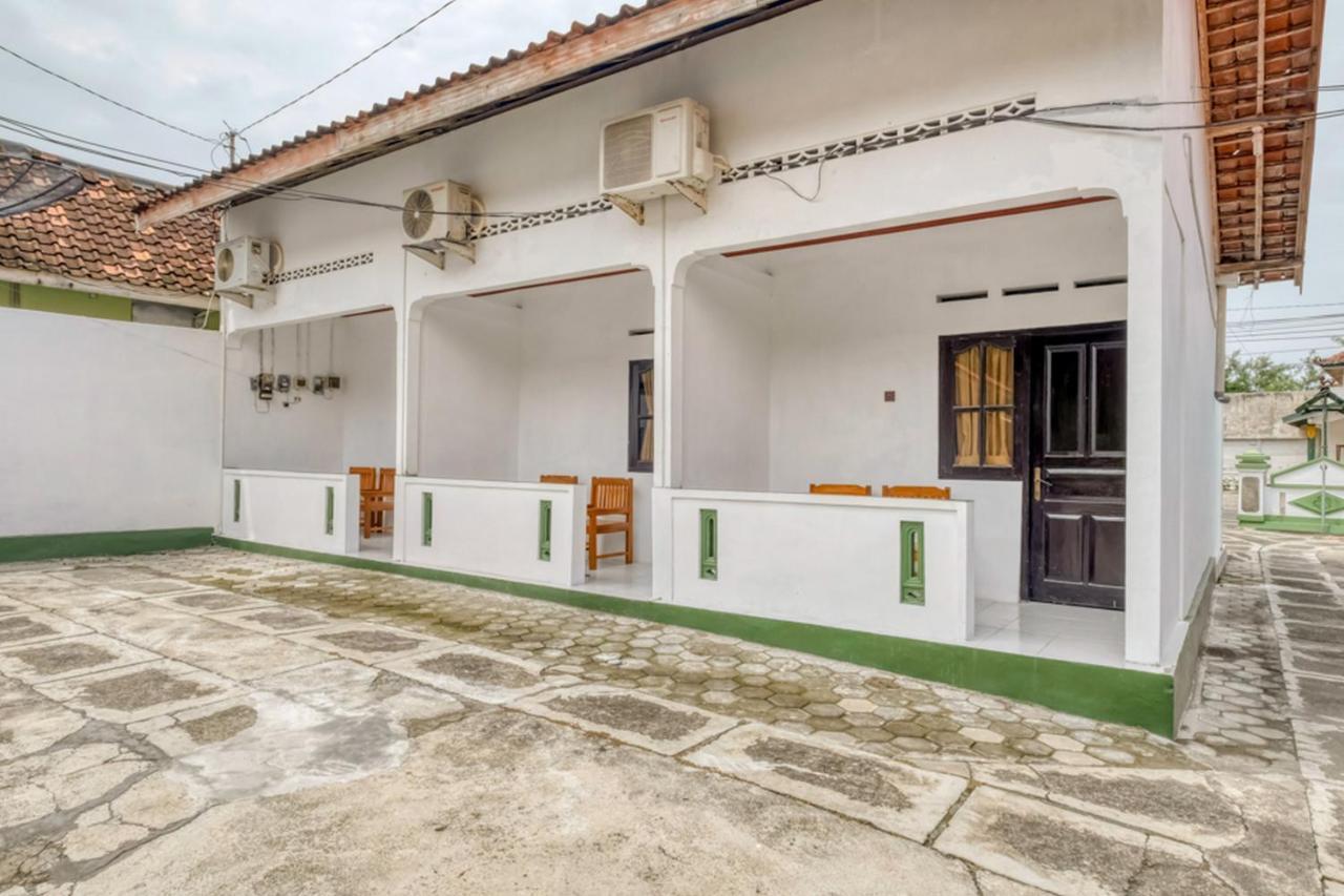 Reddoorz Near Wisata Pantai Parangtritis Kretek Exterior foto